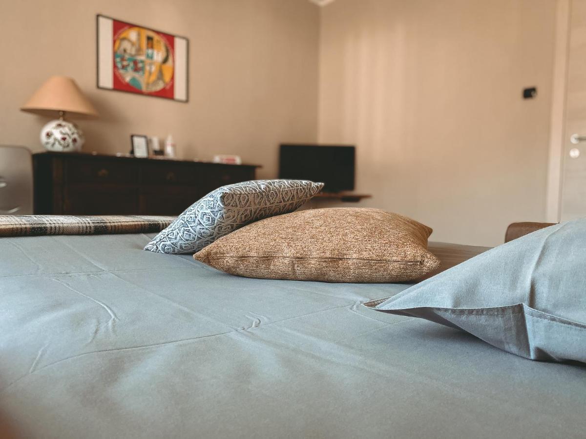 L'Adret Hotel Gressan Bagian luar foto
